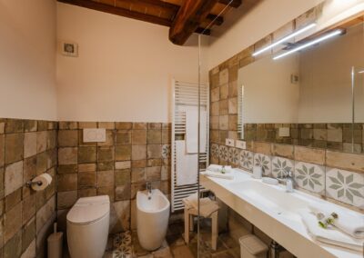 Podere Santa Vetturina, Villa Incanto, Relais con piscina e appartamenti a Todi - BAGNO 2